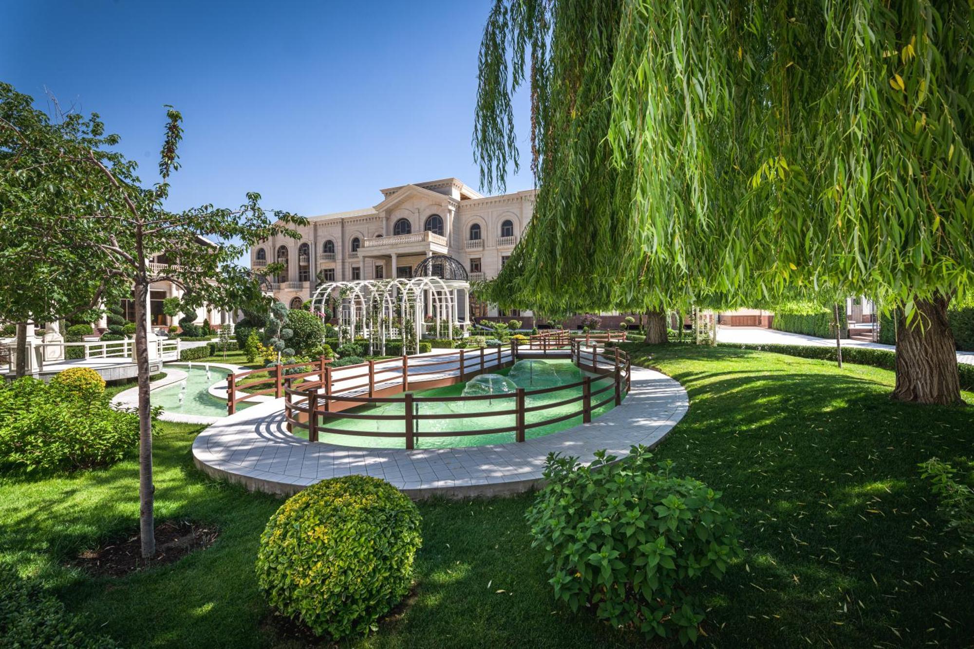 Zarafshon Parkside Ξενοδοχείο Σαμαρκάνδη Εξωτερικό φωτογραφία